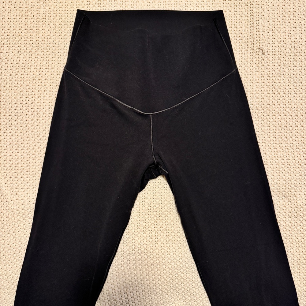 Aerie Real Me Xtra Bootcut Legging Black - M Short